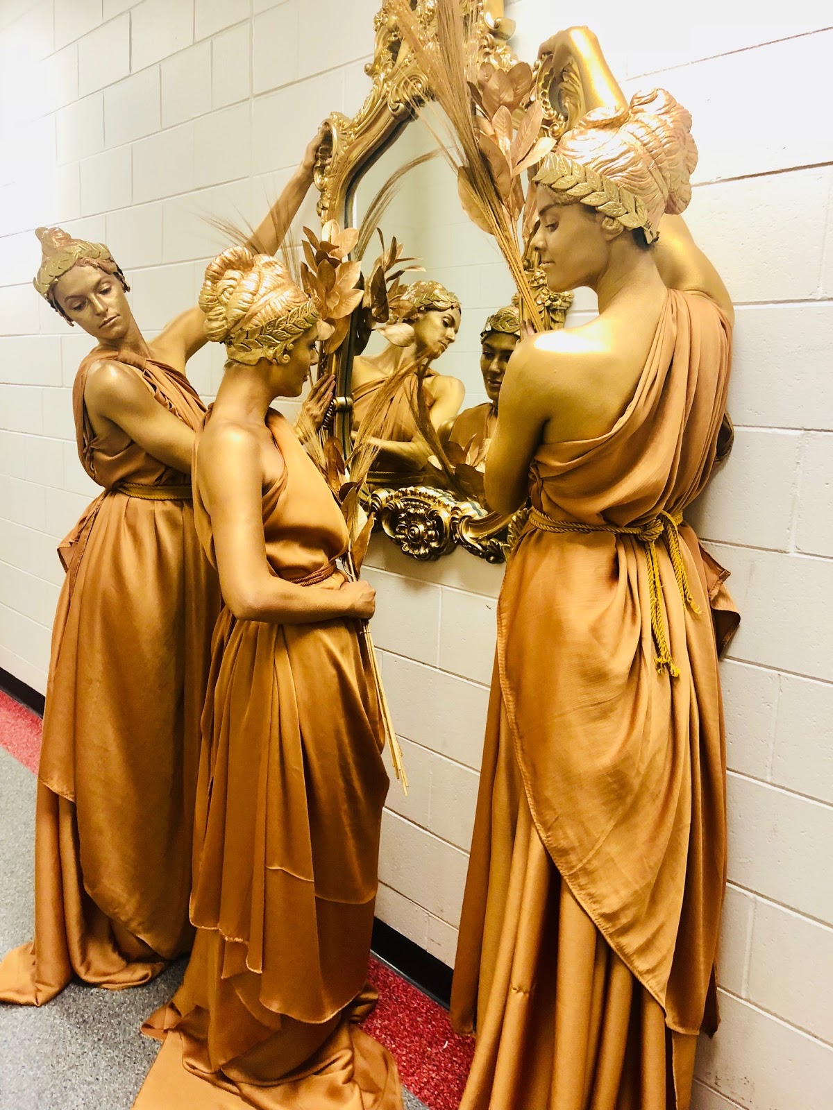 Golden Greco Human Statues