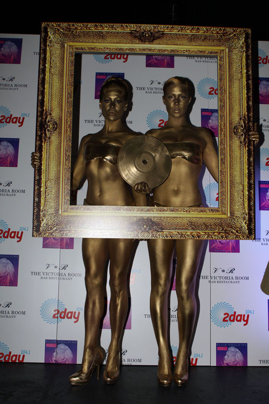 2DAY FM Gold Rush Party - Human Statue Bodyart - Bodypainting