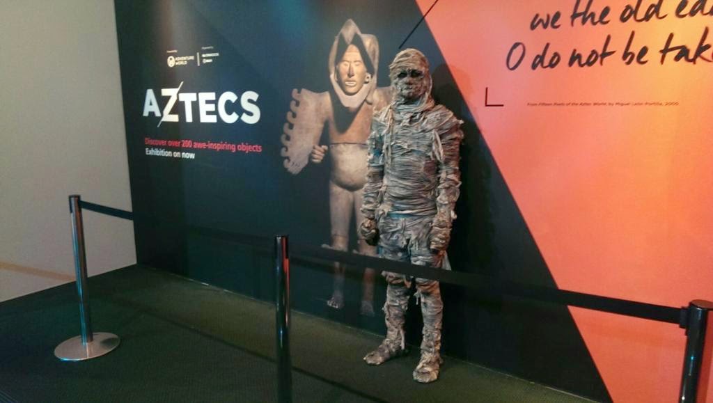 Aztec Exhibition - Mummy Human Statues - Human Statue Bodyart